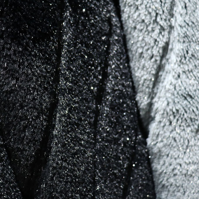 100% poliestere corallo velluto pelliccia finta coperta riscaldata Minky nero pelliccia finta coperta lancia 2