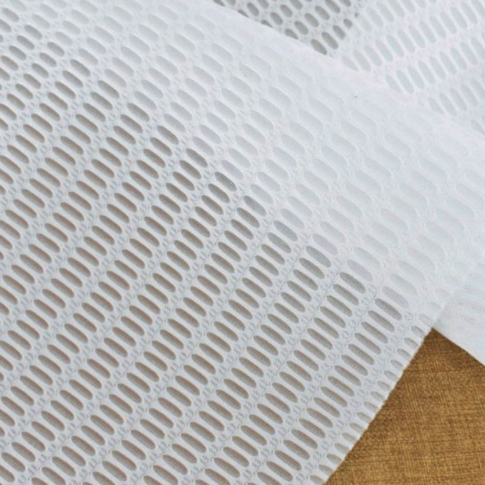 Materiale di maglia 3D resistente alla rottura da 3 mm a 360GSM 7