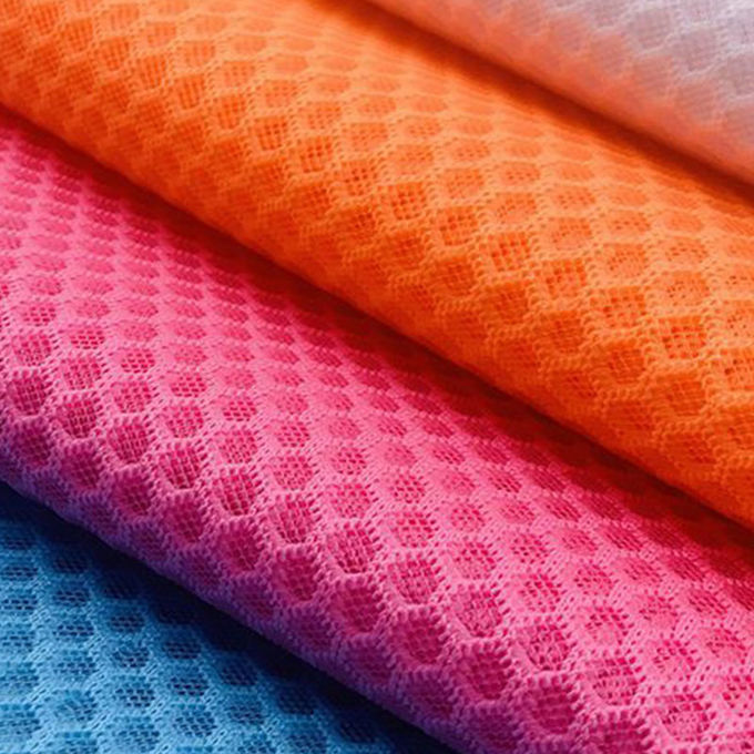 100% poliestere riciclata Poliestere a maglia a maglia Airmesh 3D Materiale a maglia 5
