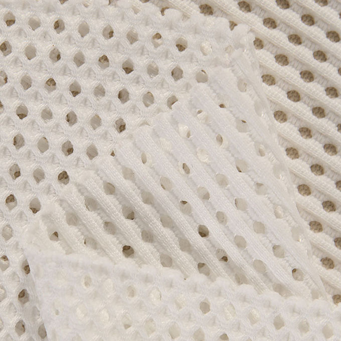 3 - 6mm 350 - 560GSM Warp Knit Mesh 3d Spacer Mesh Tessuto per abbigliamento 4