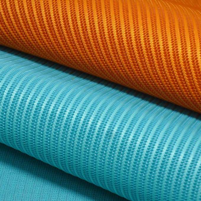Materiale di maglia di poliestere da 3 mm ad assorbimento dell'umidità da 0,5 mm a 6 mm 3